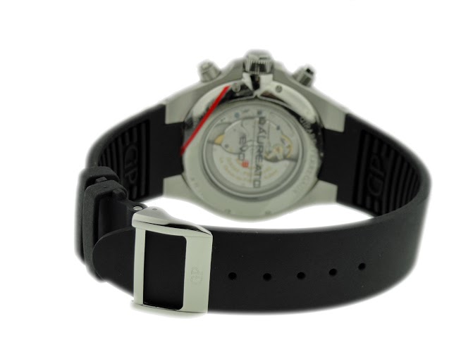 Lot#2210 Girard Perregaux Laureato Chronograph Lot#2210 Girard Perregaux Laureato Chronograph Watches Lot#2210 Girard Perregaux Laureato Chronograph Watches