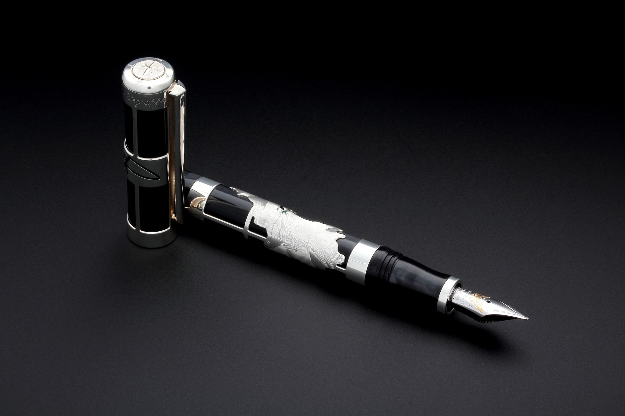 Lot #686 Montegrappa Paulo Coelho Fountain Pen Lot #686 Montegrappa Paulo Coelho Fountain Pen Fountain Pens Lot #686 Montegrappa Paulo Coelho Fountain Pen Fountain Pens Montegrappa