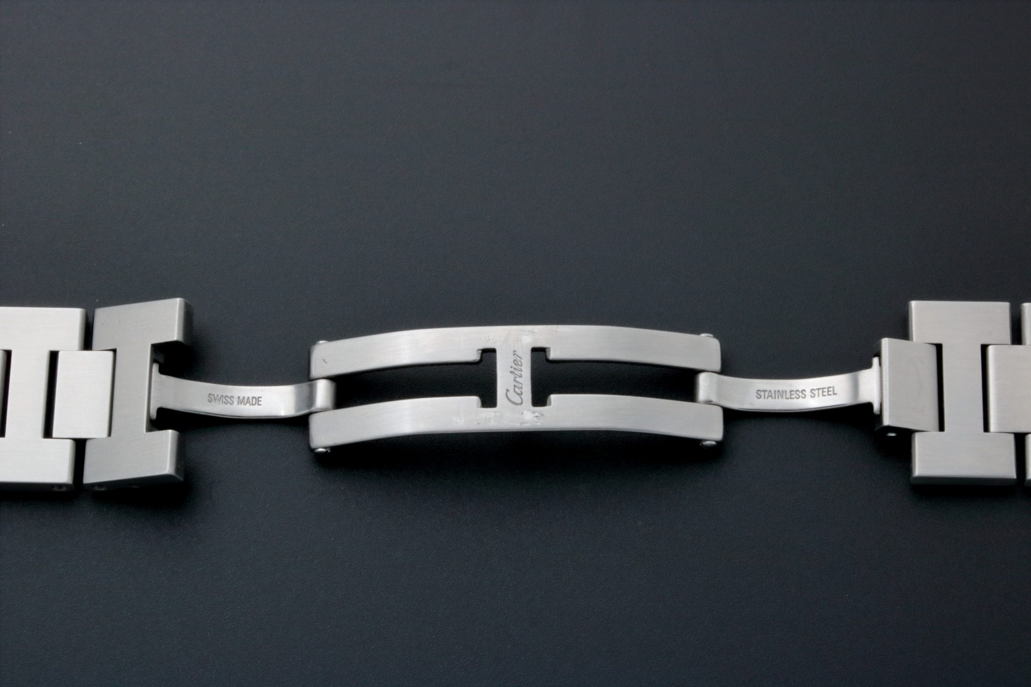 Lot #4992 – Cartier Pasha Watch Bracelet 18MM Stainless Steel Lot #4992 – Cartier Pasha Watch Bracelet 18MM Stainless Steel Cartier Lot #4992 – Cartier Pasha Watch Bracelet 18MM Stainless Steel Cartier Cartier