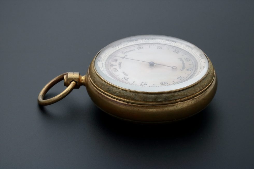 Aneroid Compensated Pocket Barometer – Baer & Bosch Auctioneers