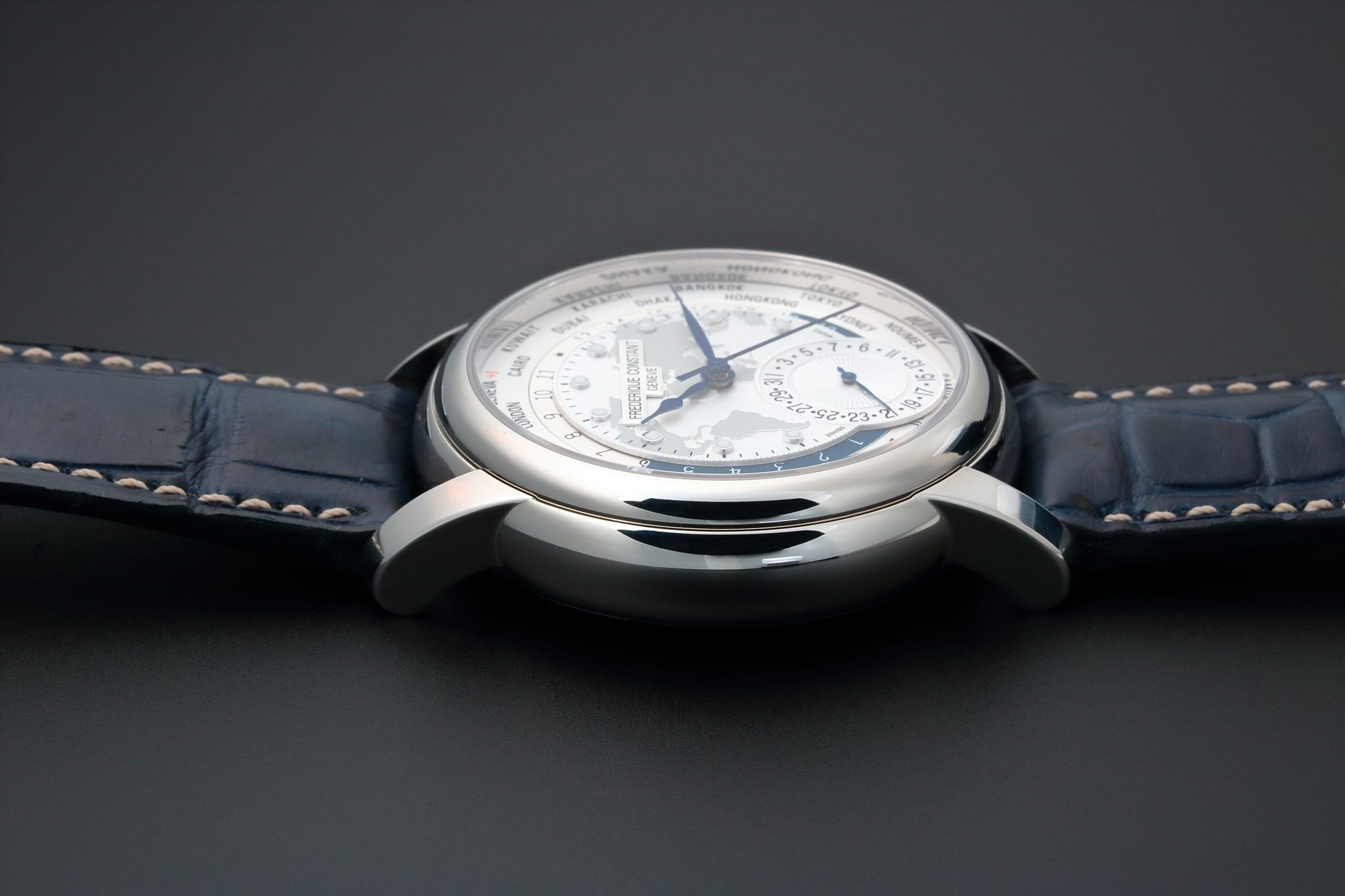 Lot #3211 – Frederique Constant Kuwait World Time GMT Watch FC-718KW4H6 Lot #3211 – Frederique Constant Kuwait World Time GMT Watch FC-718KW4H6 Frederique Constant Lot #3211 – Frederique Constant Kuwait World Time GMT Watch FC-718KW4H6 Frederique Constant Frederique Constant FC-718KW4H6
