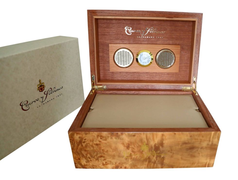 Cuervo y Sobrinos Wood Humidor Watch Box – Baer Bosch Auctioneers