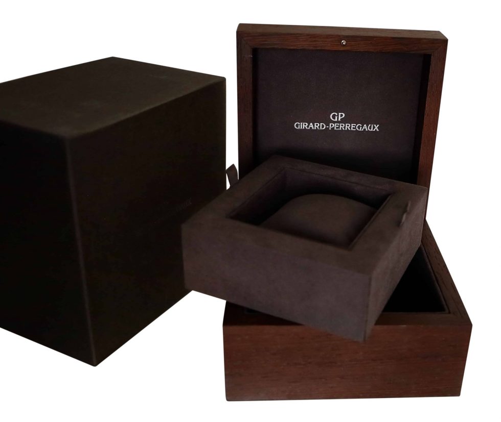 Girard Perregaux Watch Box – Baer Bosch Auctioneers