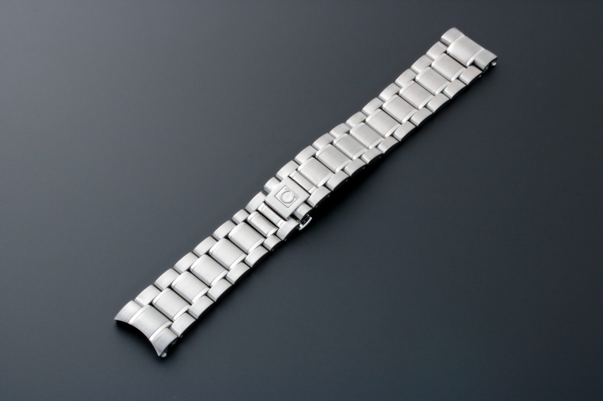 Lot #3633 – Omega Speedmaster Watch Bracelet 1562/850 Lot #3633 – Omega Speedmaster Watch Bracelet 1562/850 Omega Lot #3633 – Omega Speedmaster Watch Bracelet 1562/850 Omega Omega 1562/850