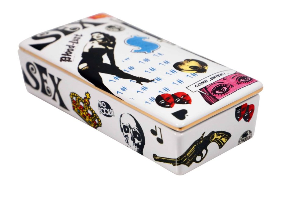 Supreme Blood Lust Ceramic Box  – Baer & Bosch Auctioneers