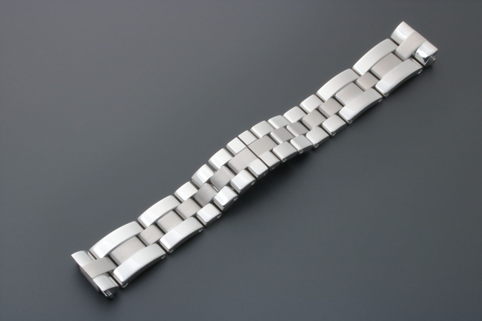 Lot #12948 – Cartier Roadster Watch Bracelet 20MM Rare Lot #12948 – Cartier Roadster Watch Bracelet 20MM Rare Cartier Lot #12948 – Cartier Roadster Watch Bracelet 20MM Rare Cartier Cartier