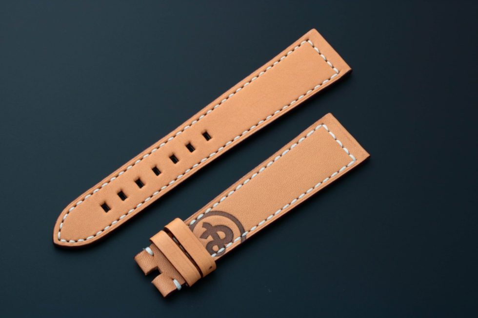 3979 Bell & Ross Leather Watch Strap 22mm – Baer & Bosch Auctioneers