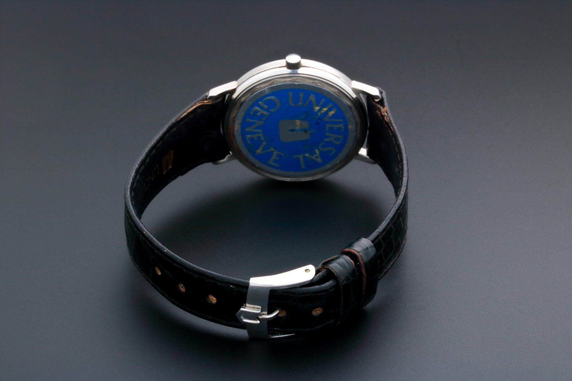 Lot #8929 – Universal Geneve White Shadow Date Vintage NOS Watch Rare Lot #8929 – Universal Geneve White Shadow Date Vintage NOS Watch Rare Universal Geneve Lot #8929 – Universal Geneve White Shadow Date Vintage NOS Watch Rare Universal Geneve Universal Geneve
