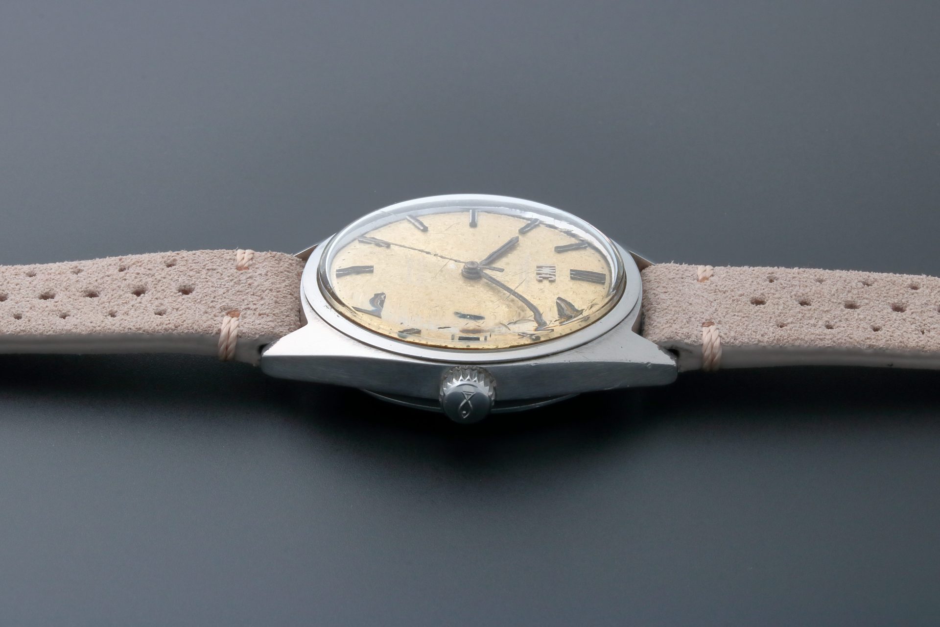 Lot #8980 – IWC Yacht Club Date Automatic Watch Patina Lot #8980 – IWC Yacht Club Date Automatic Watch Patina IWC Lot #8980 – IWC Yacht Club Date Automatic Watch Patina IWC International Watch Co