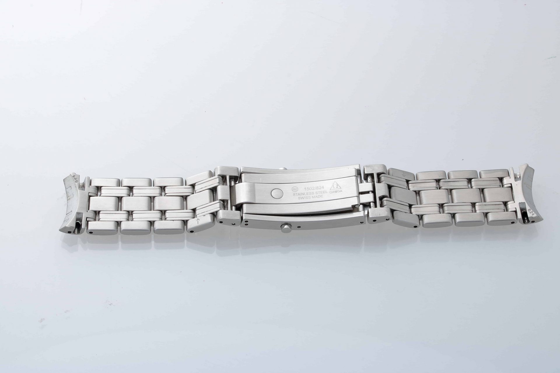 Lot #8999 – Omega Seamaster Professional 18MM Watch Bracelet 1502/824 Lot #8999 – Omega Seamaster Professional 18MM Watch Bracelet 1502/824 1502/824 Lot #8999 – Omega Seamaster Professional 18MM Watch Bracelet 1502/824 1502/824 Omega 1502/824