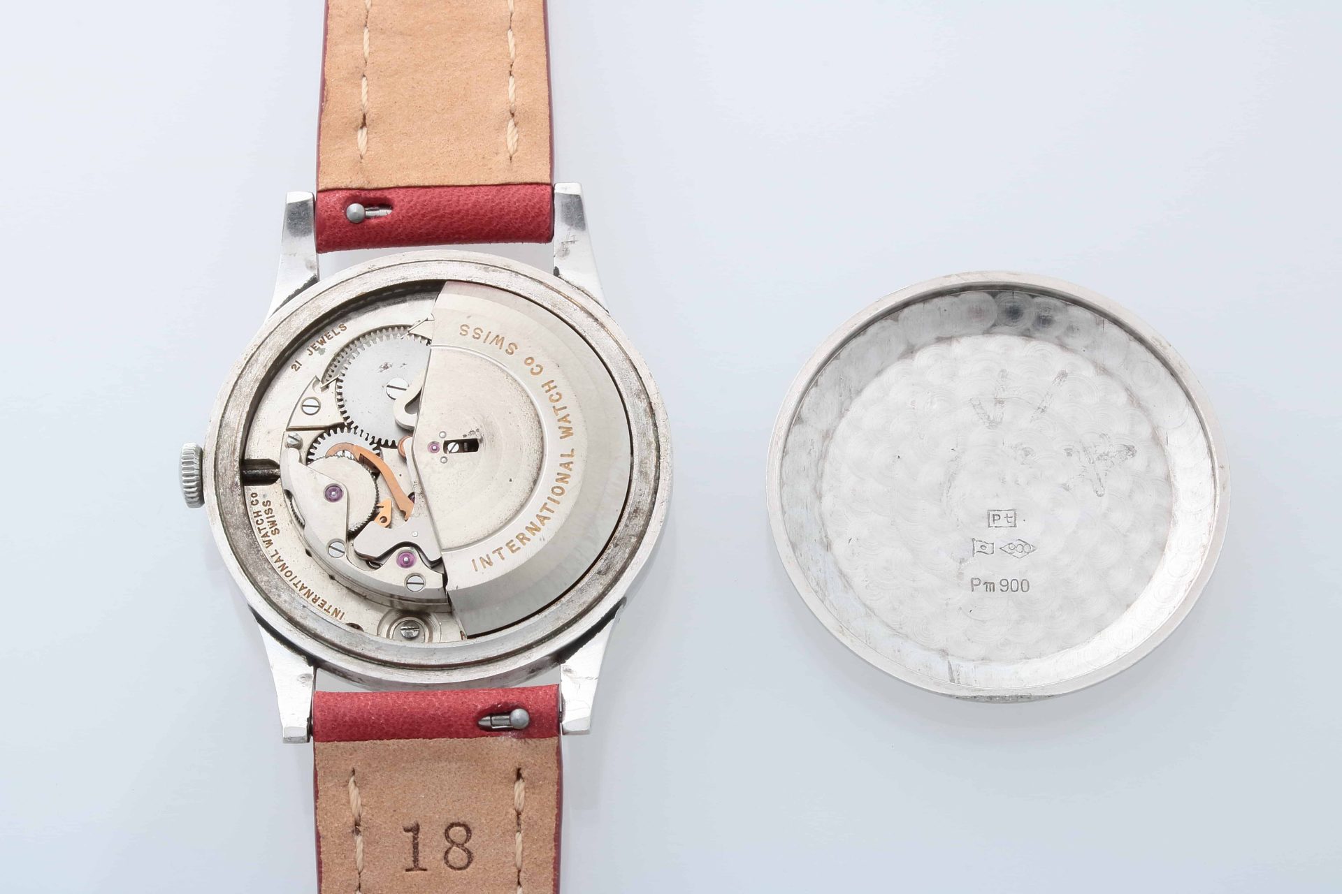 Lot #13189 – Rare IWC Date Platinum Watch Cal 8531 Vintage Lot #13189 – Rare IWC Date Platinum Watch Cal 8531 Vintage IWC Lot #13189 – Rare IWC Date Platinum Watch Cal 8531 Vintage IWC International Watch Co