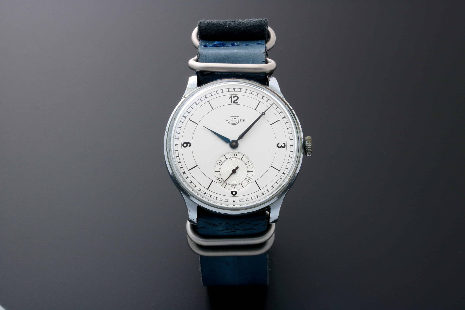 Lot #HB31-033 – Vintage Tavannes Watch Oversized With Sector Dial Lot #HB31-033 – Vintage Tavannes Watch Oversized With Sector Dial Tavannes Lot #HB31-033 – Vintage Tavannes Watch Oversized With Sector Dial Tavannes Tavannes