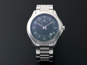 Lot #13309 – Universal Geneve 871.101 Automatic Date Watch 871.101 Universal Geneve