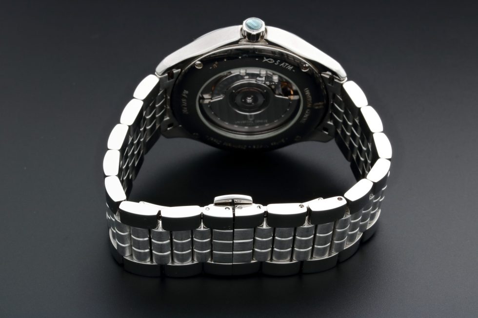 12153 Universal Geneve 871.101 Automatic Date Watch – Baer & Bosch