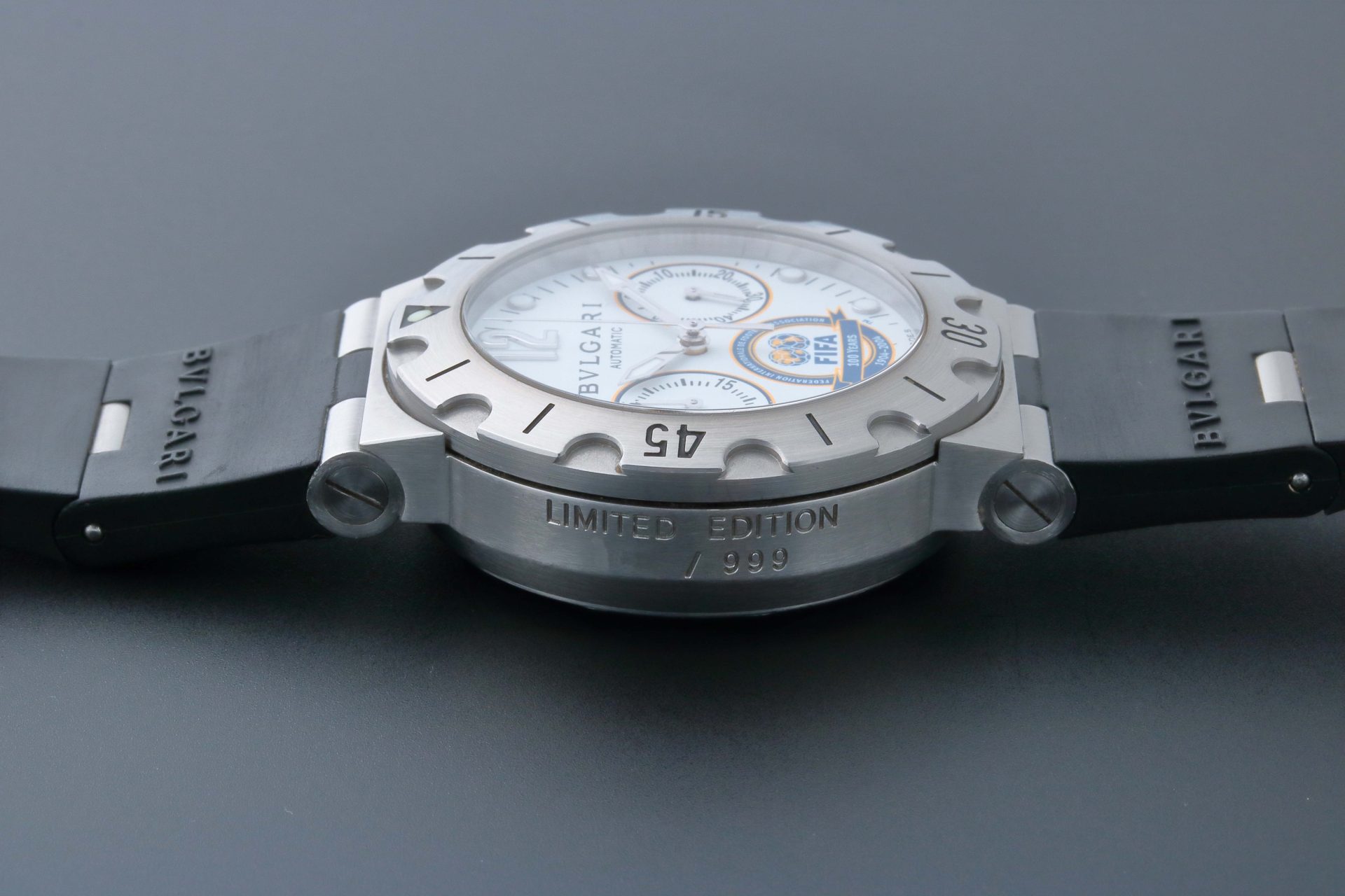 Lot #14730 – Bvlgari FIFA Scuba Diagono SCB38S Chronograph Watch Limited Edition Lot #14730 – Bvlgari FIFA Scuba Diagono SCB38S Chronograph Watch Limited Edition Bvlgari Lot #14730 – Bvlgari FIFA Scuba Diagono SCB38S Chronograph Watch Limited Edition Bvlgari Bulgari FIFA Chronograph