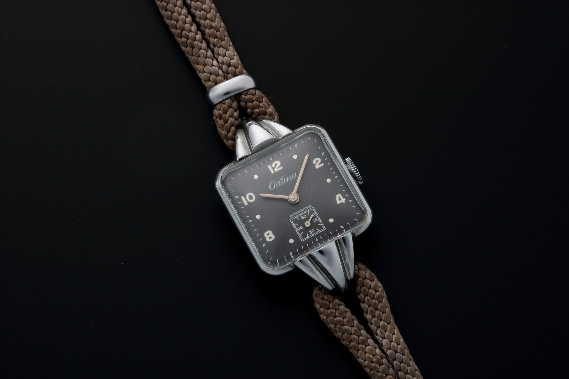 Lot #13162 – Oversized Ladies Certina Claw Lugs Watch Ref 34575 Fancy Case Lot #13162 – Oversized Ladies Certina Claw Lugs Watch Ref 34575 Fancy Case Certina Lot #13162 – Oversized Ladies Certina Claw Lugs Watch Ref 34575 Fancy Case Certina Certina