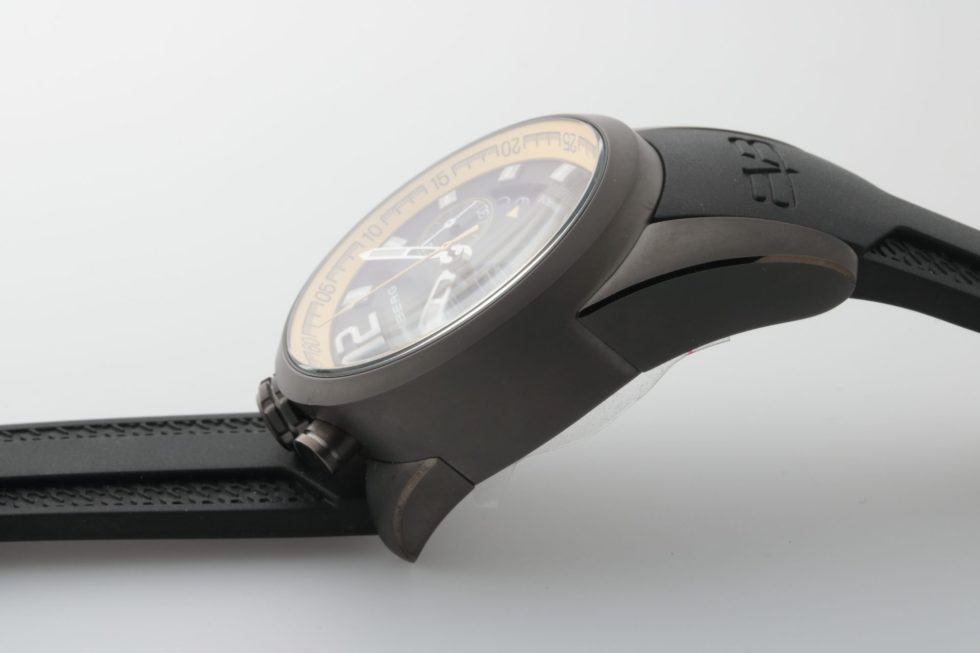hb13 xx08 bomberg 1968 quartz chronograph watch ns39chpgm 2