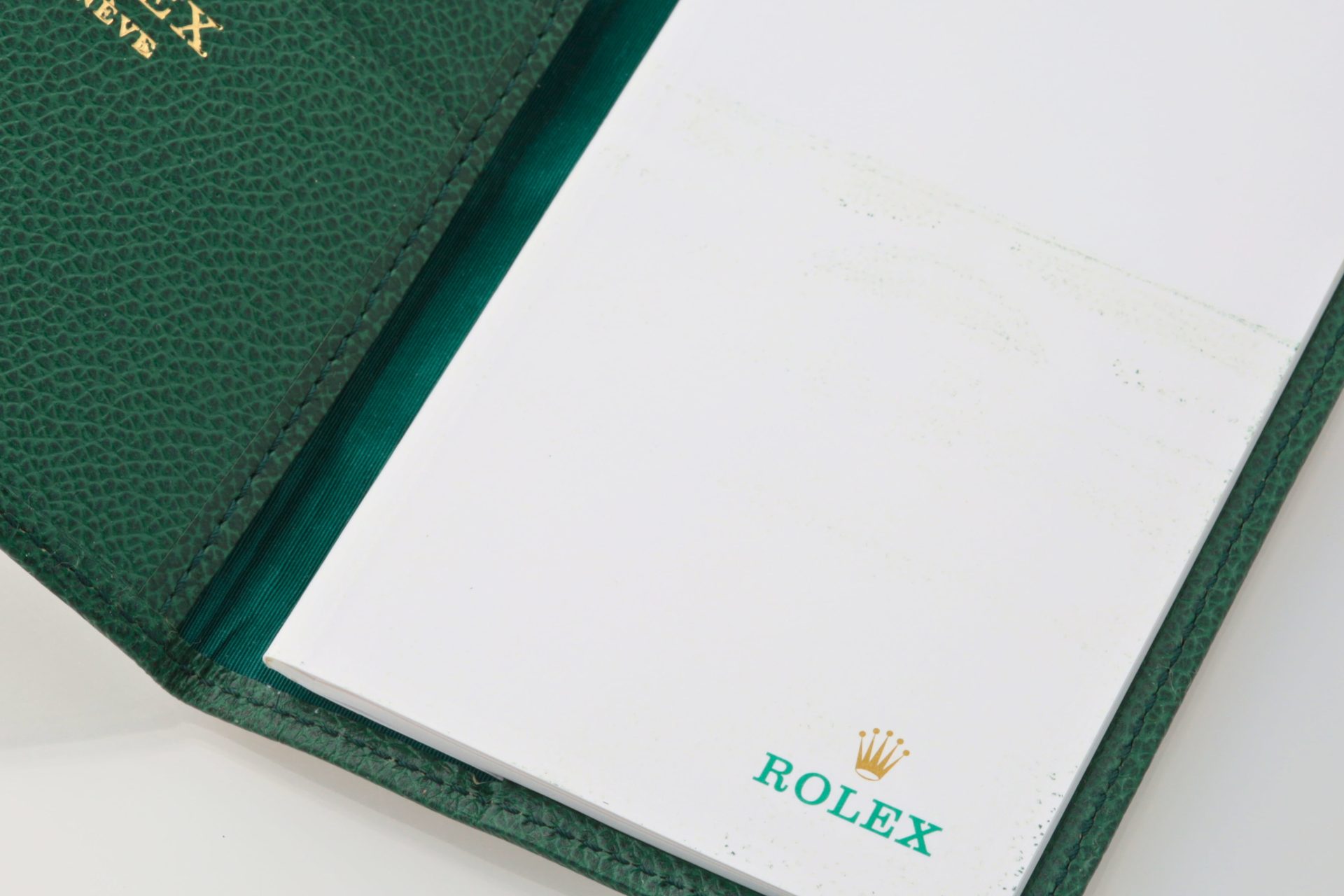 Lot #HB31-026 – Vintage Rolex Green Leather Notepad Cards Holder Lot #HB31-026 – Vintage Rolex Green Leather Notepad Cards Holder Rolex Lot #HB31-026 – Vintage Rolex Green Leather Notepad Cards Holder Rolex Card Holder