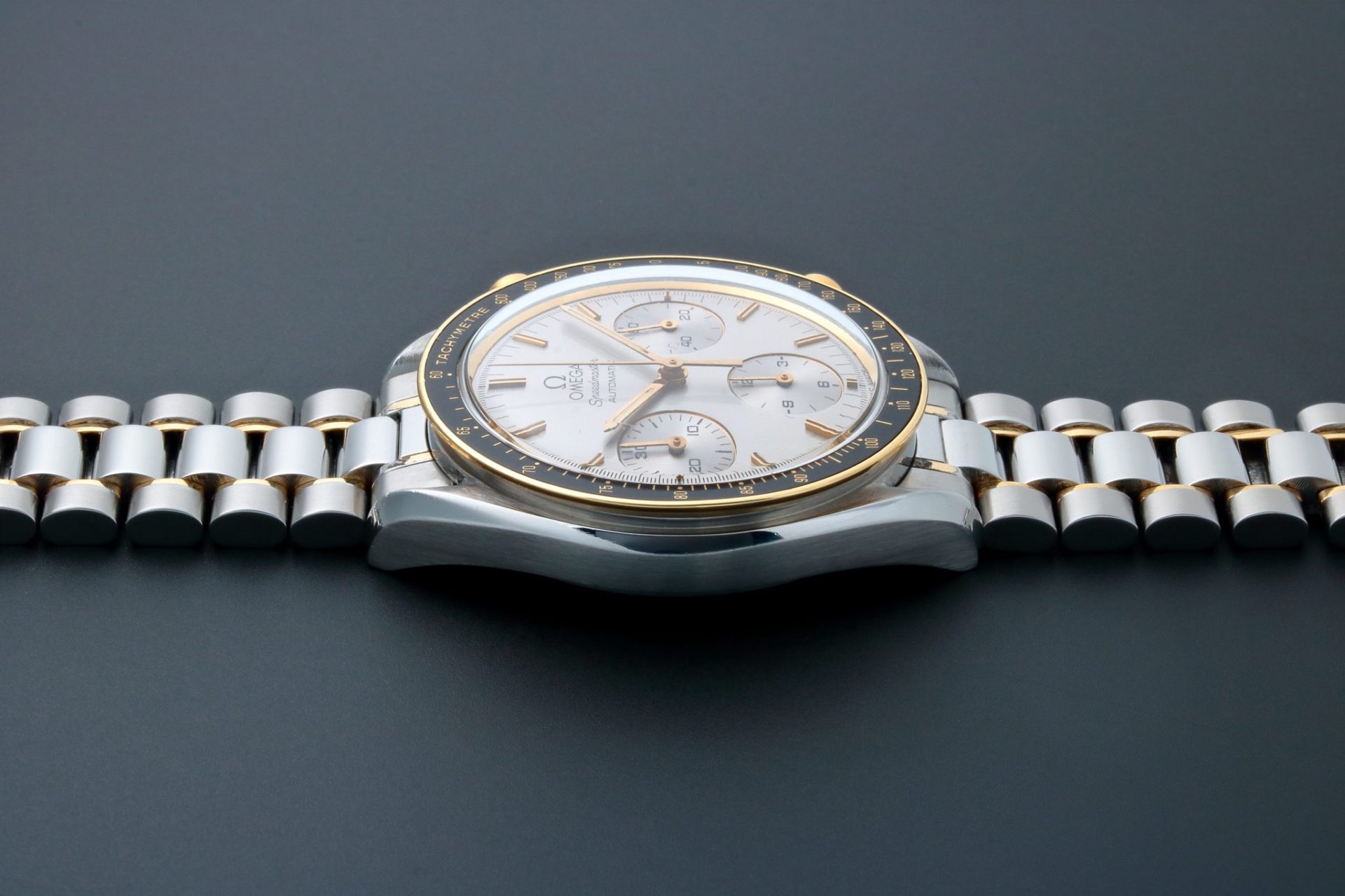 Lot #AN4906 – Rare Omega Speedmaster Tutone Watch with Silver Dial 175.0032 Lot #AN4906 – Rare Omega Speedmaster Tutone Watch with Silver Dial 175.0032 Watches Lot #AN4906 – Rare Omega Speedmaster Tutone Watch with Silver Dial 175.0032 Watches