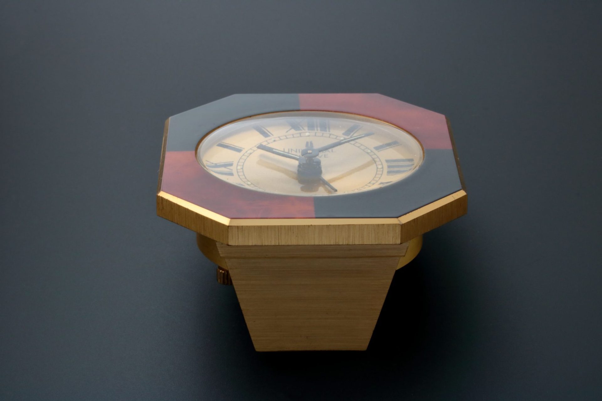 Lot #AN3230 – Universal Geneve Travel Table Alarm Clock Lot #AN3230 – Universal Geneve Travel Table Alarm Clock Clocks Lot #AN3230 – Universal Geneve Travel Table Alarm Clock Clocks Universal Geneve