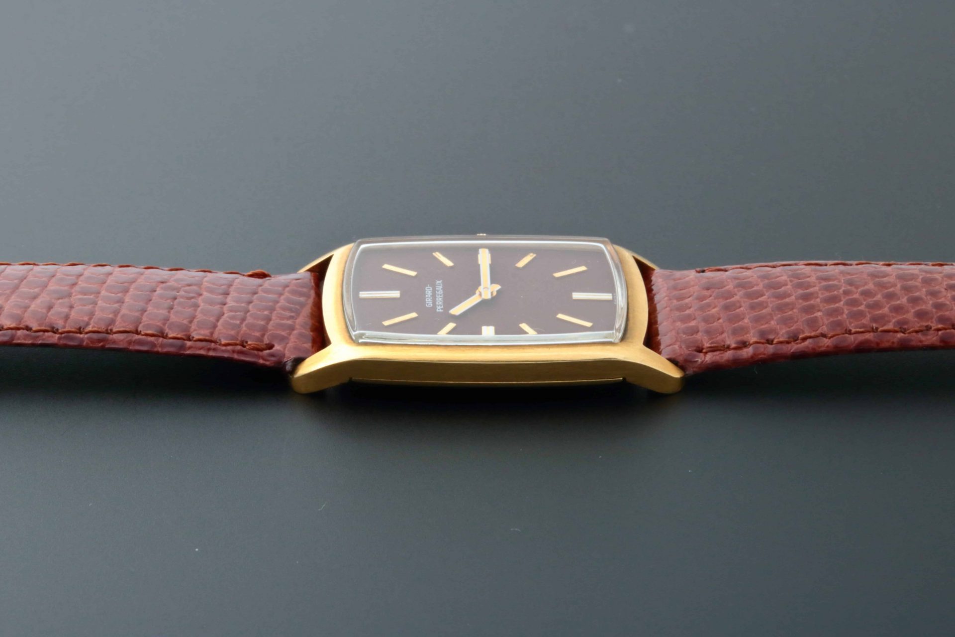 Lot #AN4957 – Girard Perregaux 18K Yellow Gold Vintage Watch 9096 GA Lot #AN4957 – Girard Perregaux 18K Yellow Gold Vintage Watch 9096 GA Watches Lot #AN4957 – Girard Perregaux 18K Yellow Gold Vintage Watch 9096 GA Watches Acquire Now