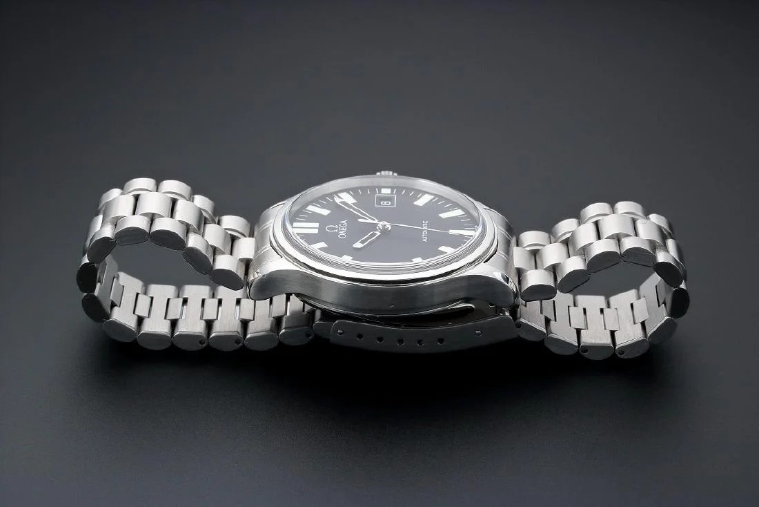Lot #AN4843 – Omega Dynamic Date Watch 5203.51 Lot #AN4843 – Omega Dynamic Date Watch 5203.51 Watches Lot #AN4843 – Omega Dynamic Date Watch 5203.51 Watches