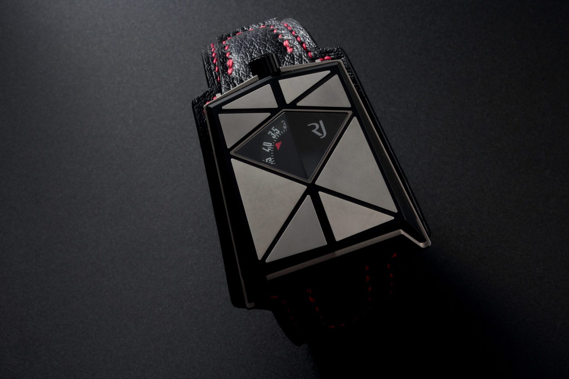 Lot #AN2947 -ROMAIN JEROME SPACECRAFT LINEAR JUMPING HOURS RETROGRADE WATCH RJ.SC.AU.001.01 Lot #AN2947 -ROMAIN JEROME SPACECRAFT LINEAR JUMPING HOURS RETROGRADE WATCH RJ.SC.AU.001.01 Watches Lot #AN2947 -ROMAIN JEROME SPACECRAFT LINEAR JUMPING HOURS RETROGRADE WATCH RJ.SC.AU.001.01 Watches Acquire Now